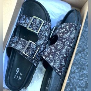 (Worn once) Mix No 6 Fifer Sandal